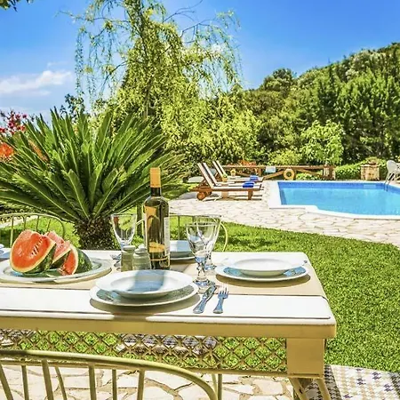 Kato Kateleios Sleeps 6 Pool Air Con Wifi Villa