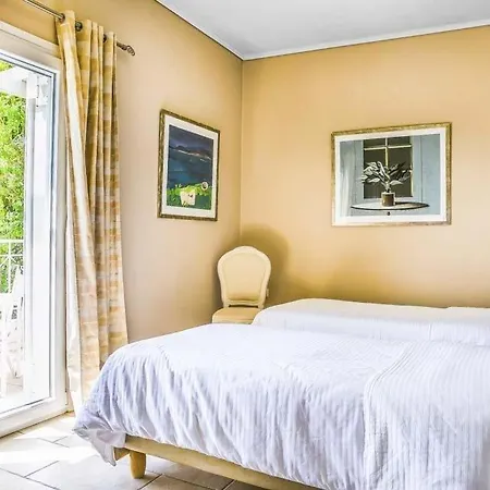 Villa Kato Kateleios Sleeps 6 Pool Air Con Wifi Mavrata